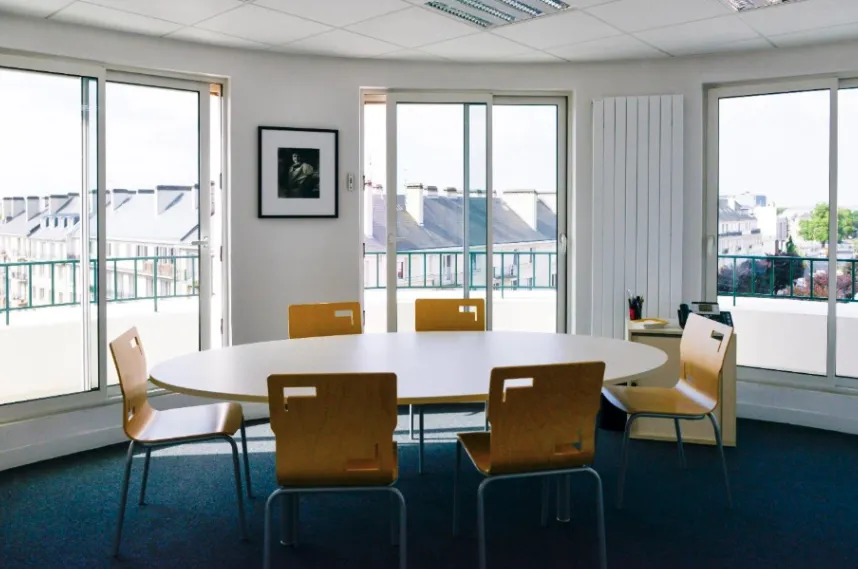 Salle de consultation droit du travail Caen